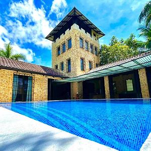 Castillo Tambor Resort & Restaurant